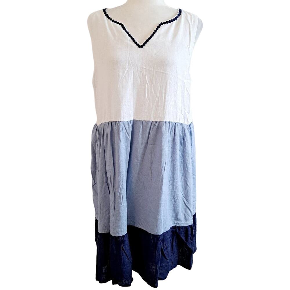 Ronni Nicole Sleeveless Embroidered Dress